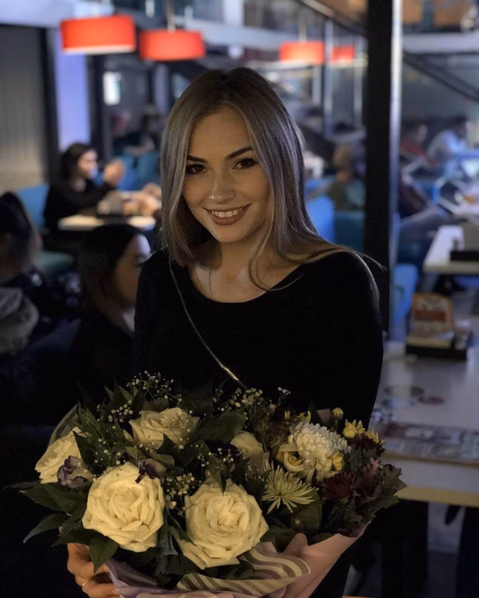 Mariia 29 Chernivtsi  Ukraine Prête à rencontrer un homme optimiste