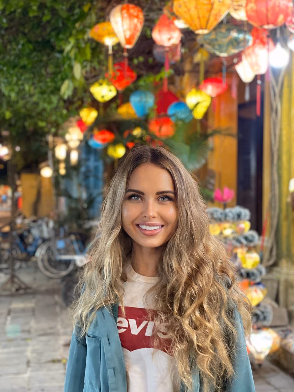 Anna 30 Odessa Ukraine Je cherche un homme au cœur pur
