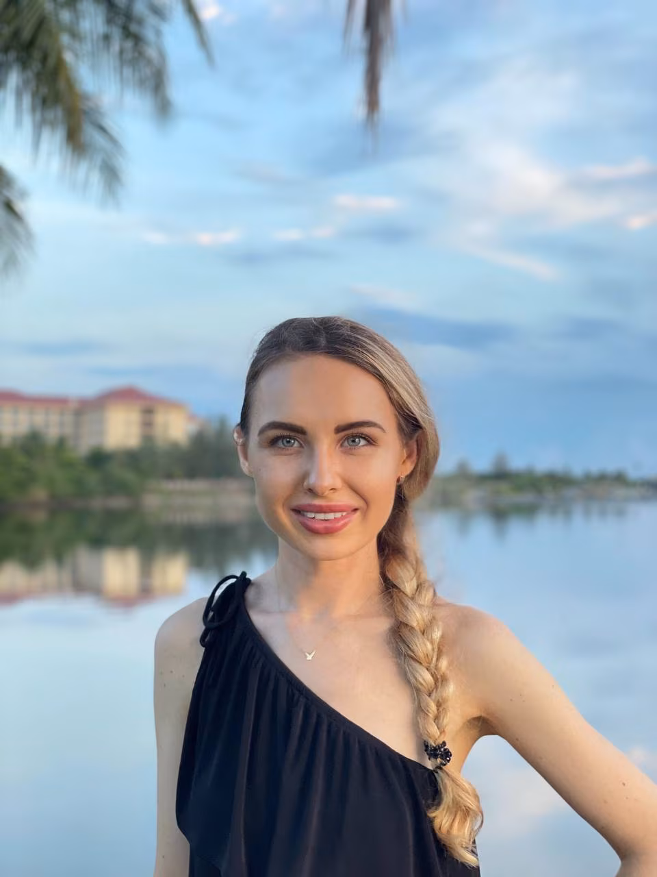 Anna 30 Odessa Ukraine Je cherche un homme au cœur pur