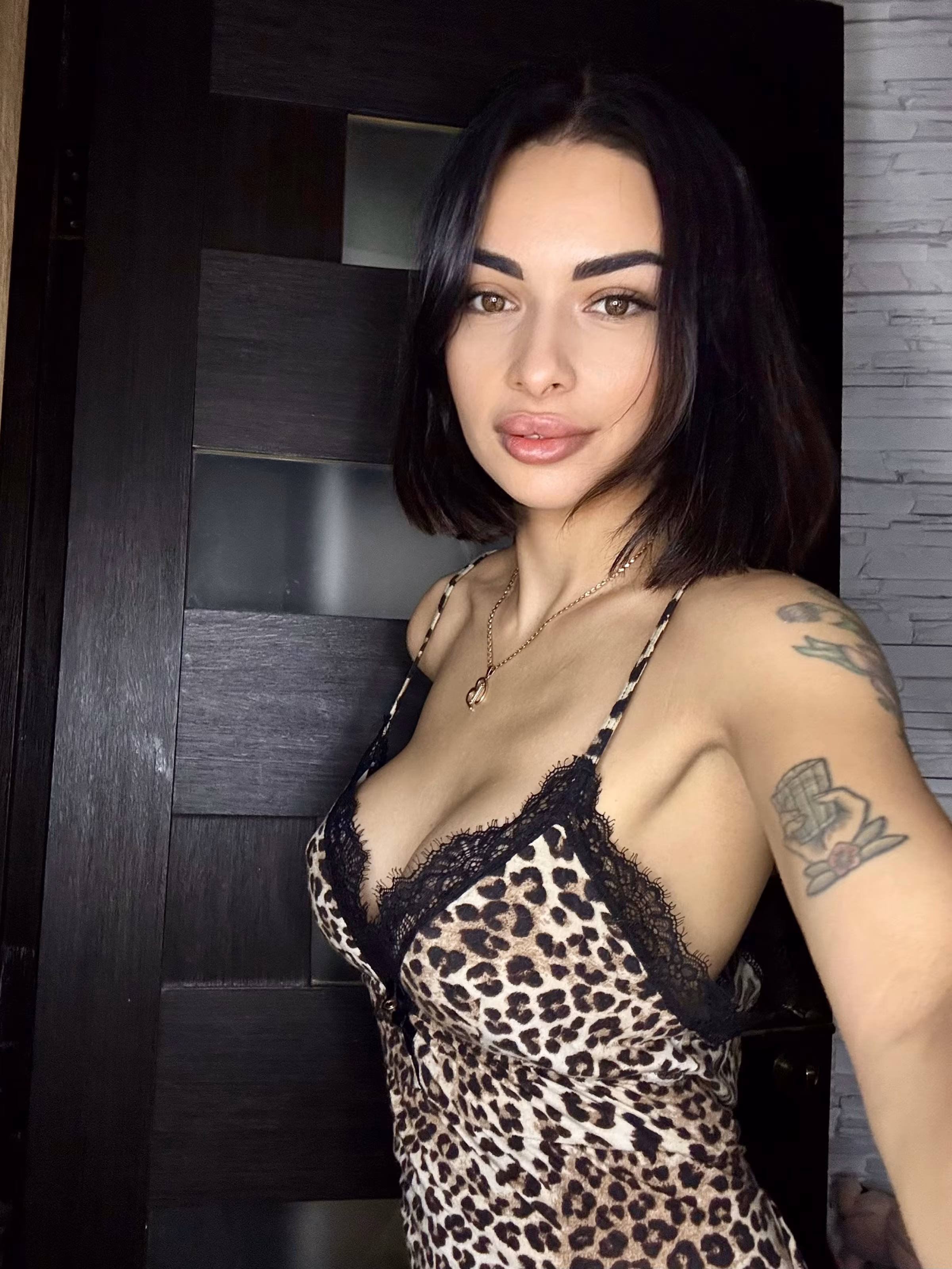 Lera 34 Kyiv Ukraine Je cherche un homme avec des principes solides