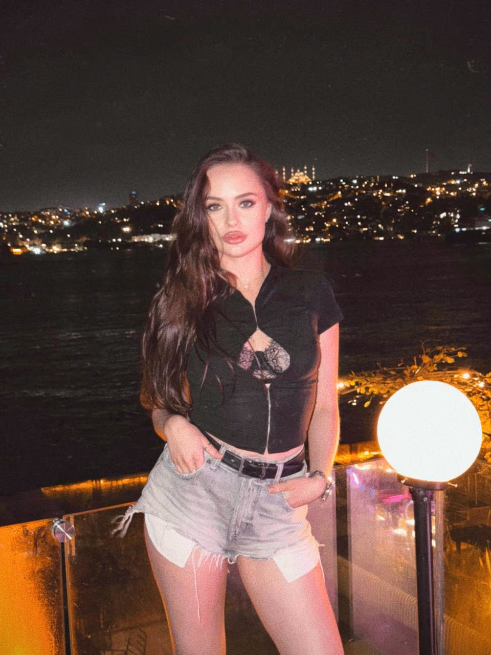 Diana 25 Kyiv Ukraine Je cherche un homme dont je serai fière