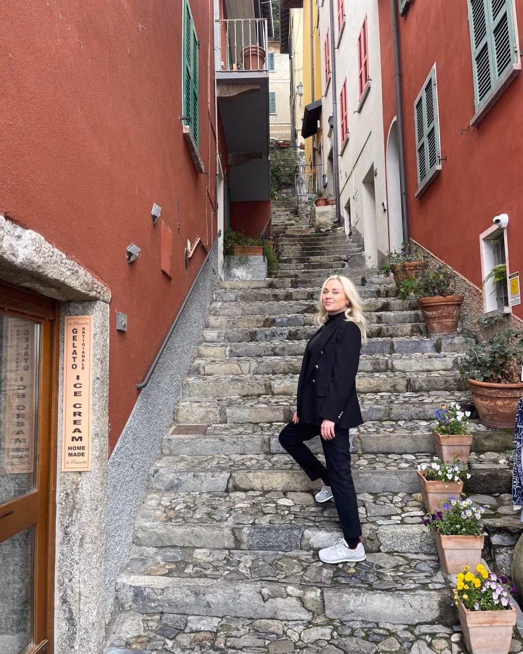 Victoria 51 Berlin Germany Je cherche un homme mature