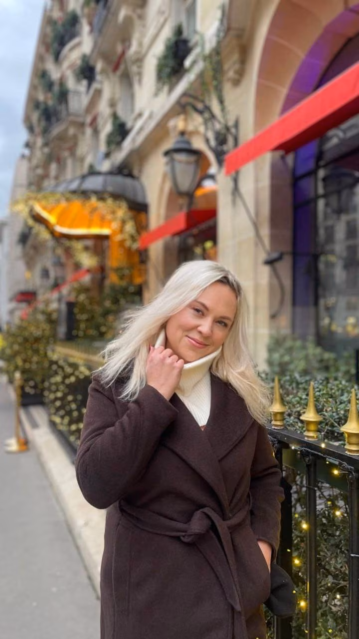 Victoria 51 Berlin Germany Je cherche un homme mature