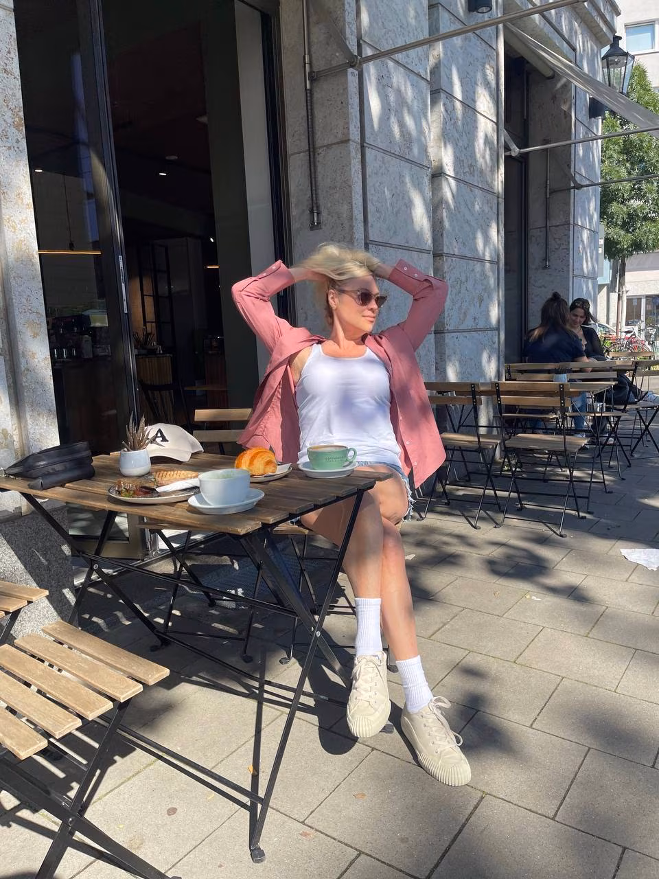 Victoria 51 Berlin Germany Je cherche un homme mature