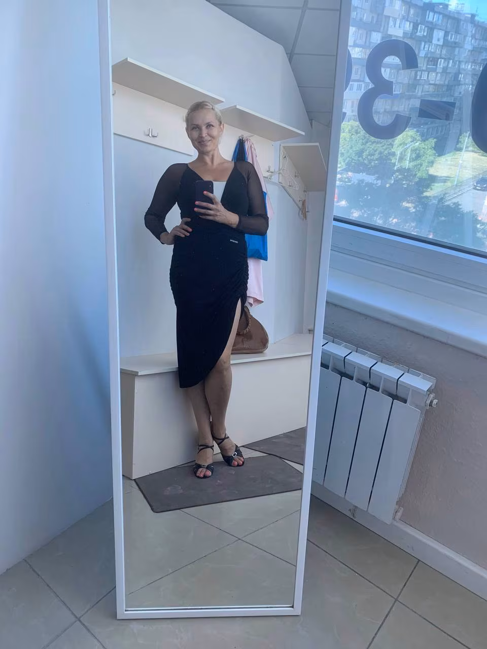 NATALI 49 Kiev Ukraine Je cherche un homme pour construire des rêves