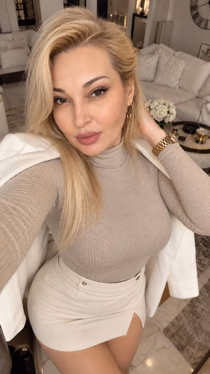Olena 42 Kyiv Ukraine Je cherche un homme pour construire un avenir