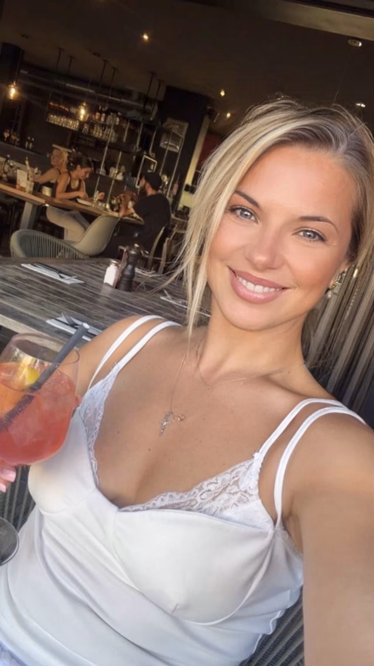 Yulia 46 Weil am Rhein  Germany Je cherche un homme pour grandir ensemble