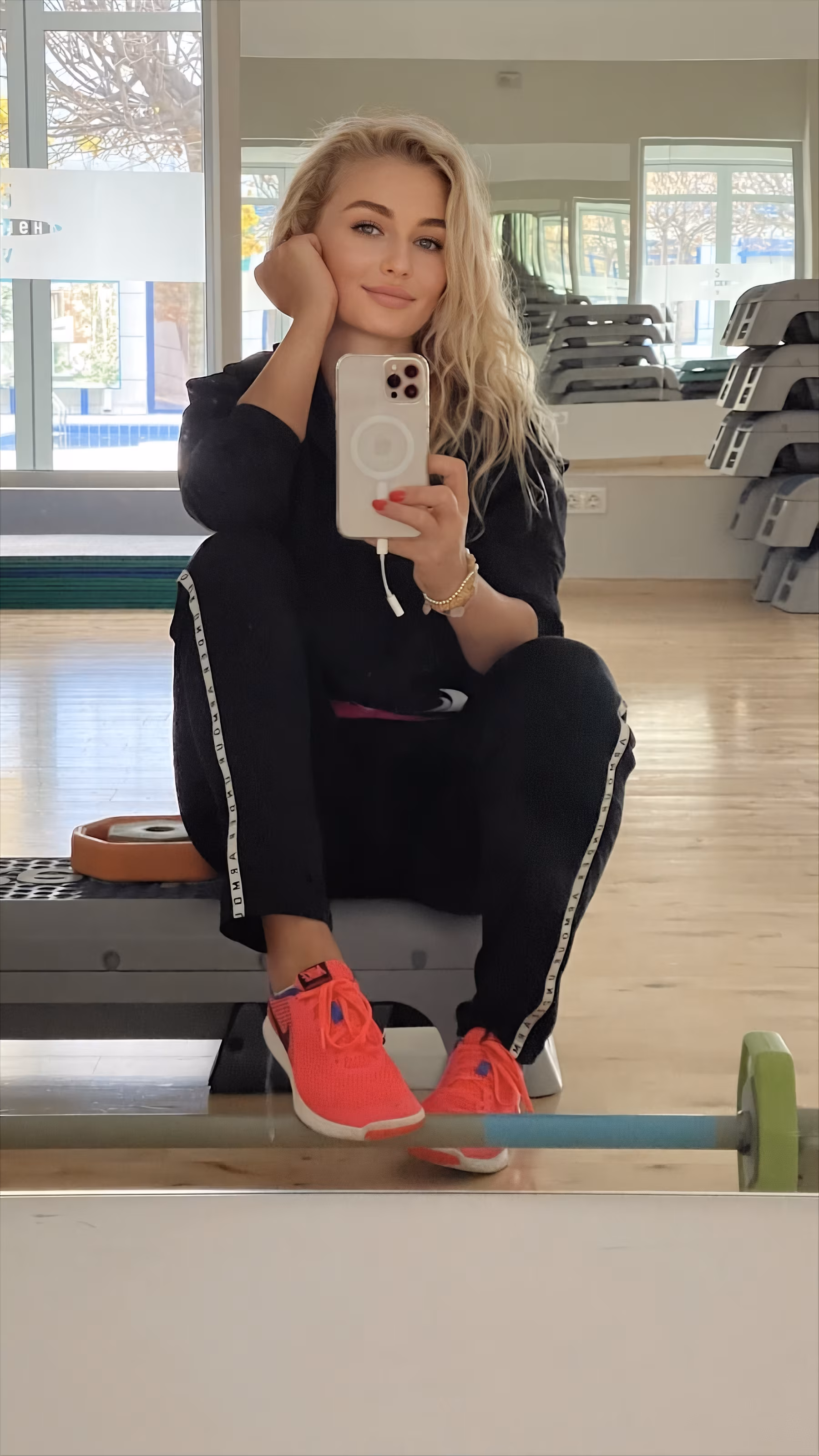 Ketino 46 Skien Norway Je cherche un homme pour me sentir aimée