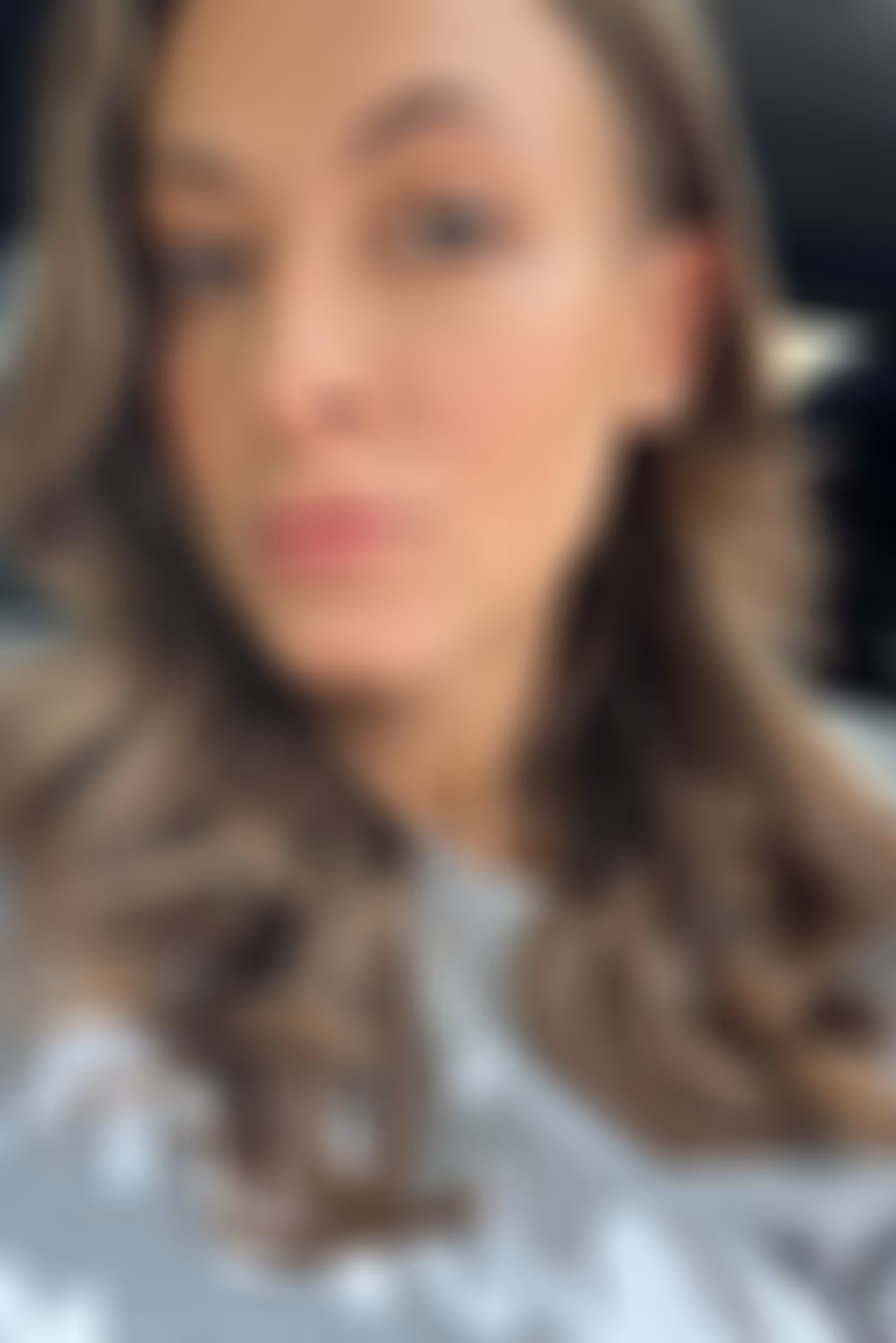 Anna 33 Kyiv Ukraine Je cherche un homme pour me sentir aimée