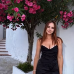 Oksana 31 Frankfurt am Main Germany Je cherche un homme pour partager des passions
