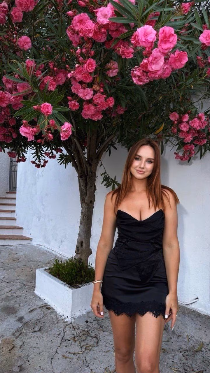Oksana 31 Frankfurt am Main Germany Je cherche un homme pour partager des passions