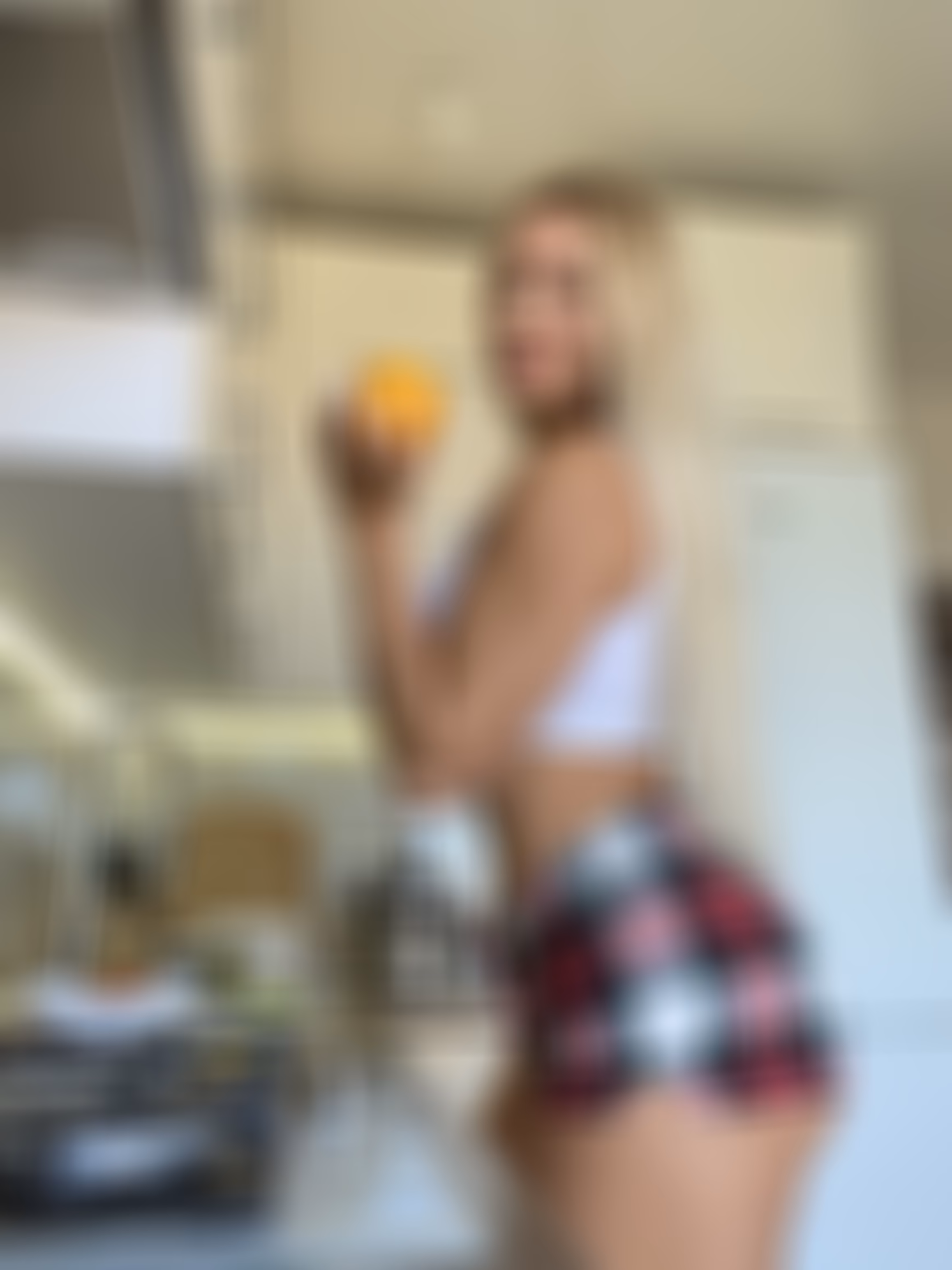 Yulia 40 Keswick Canada Je cherche un homme pour trouver le bonheur