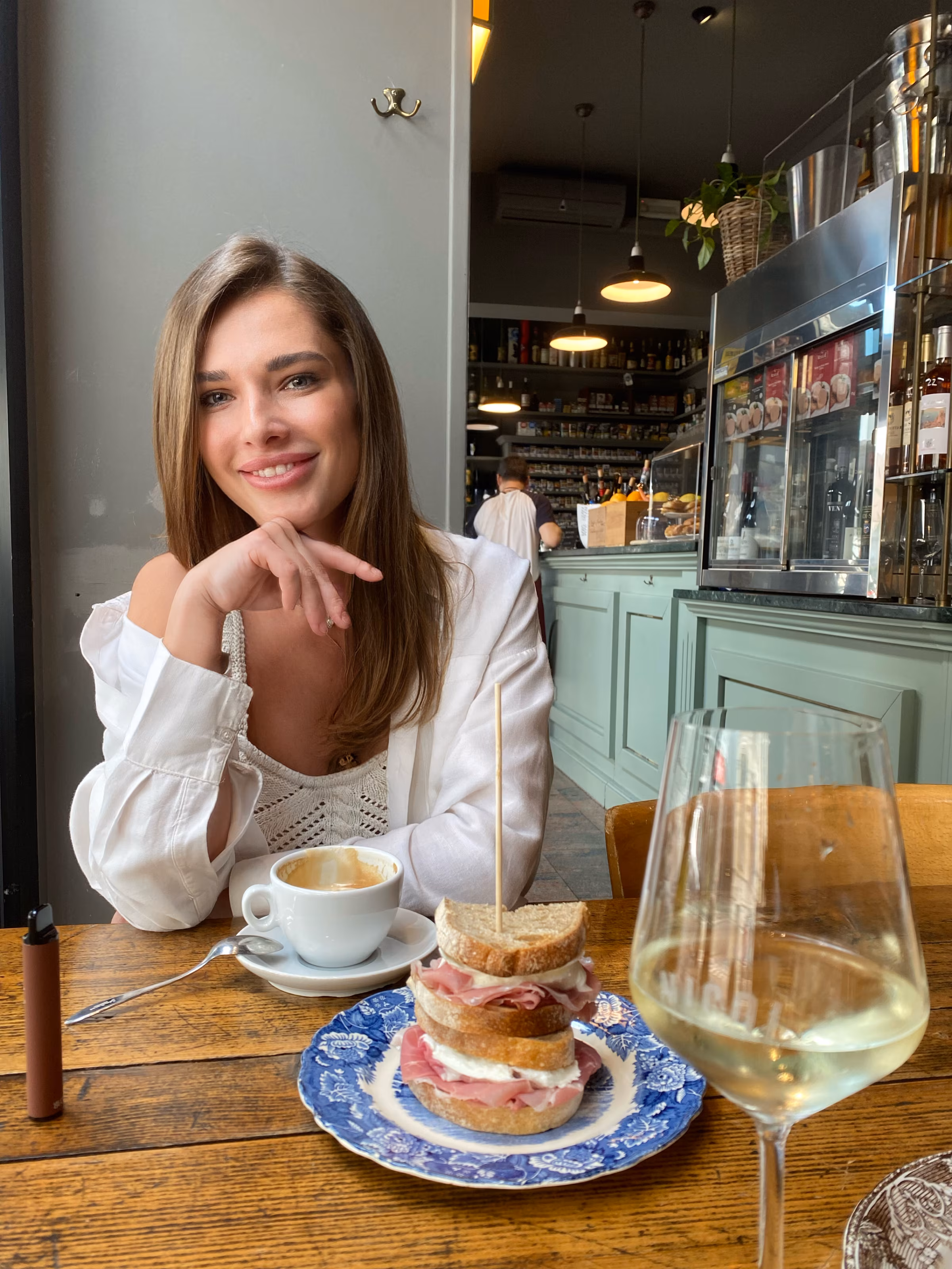 Viktoria 34 Milano Italy Je cherche un homme pour un amour infini