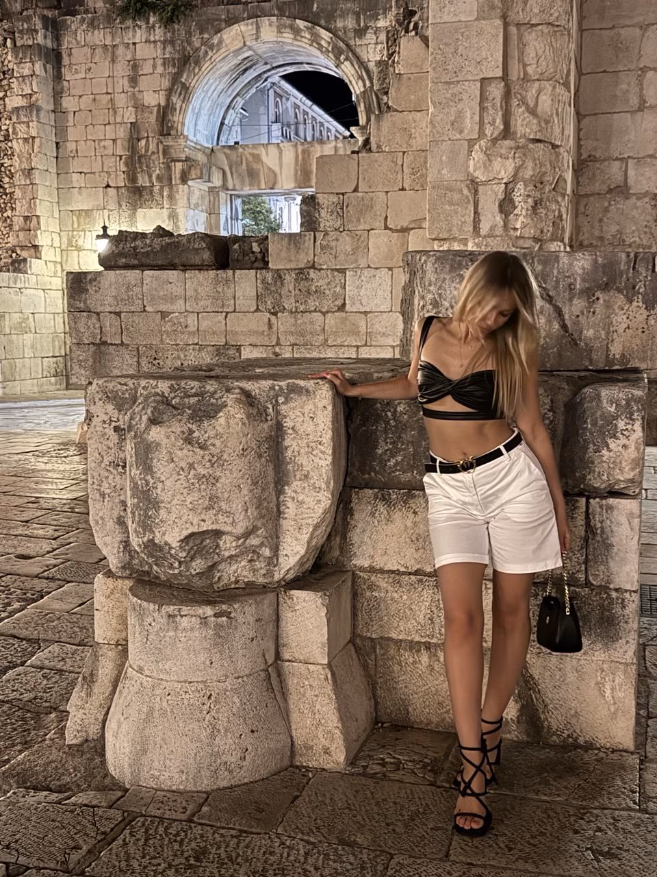 Polina 29 Odessa Ukraine Je cherche un homme pour un avenir radieux