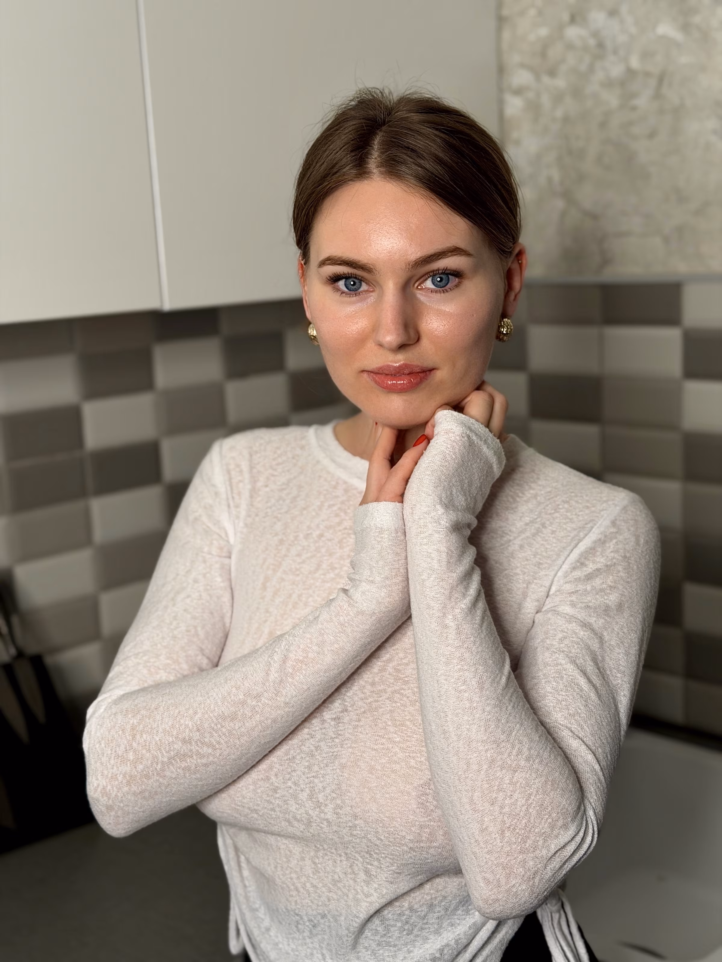 Oleksandra 30 Kyiv Ukraine Je cherche un homme pour une vie paisible