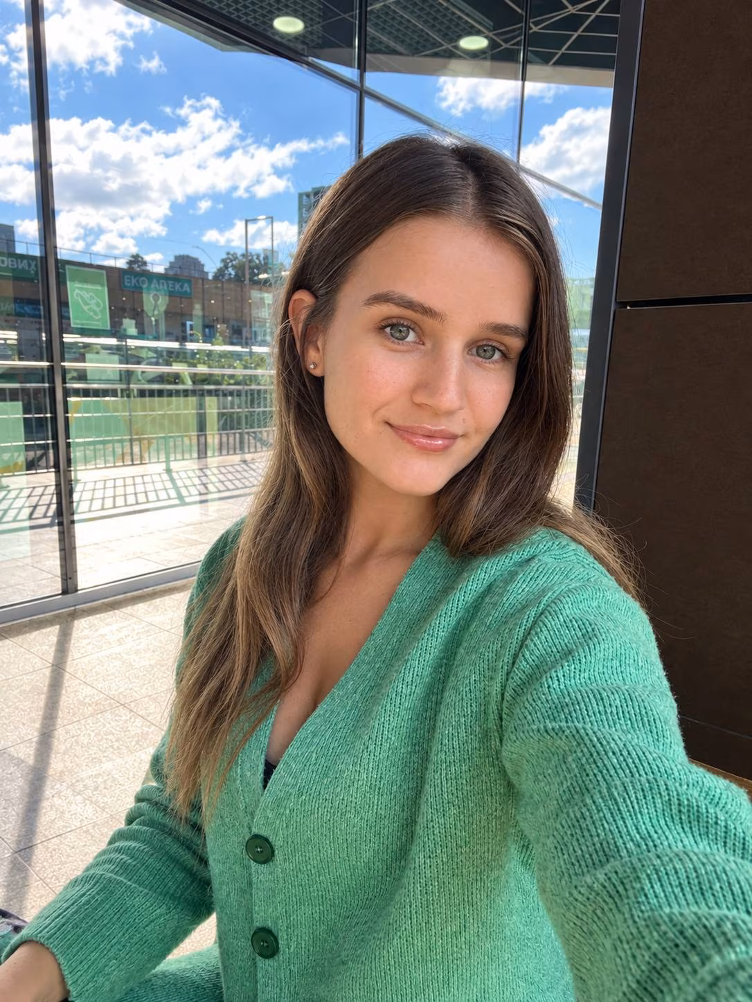 Maria 25 Kyiv Ukraine Je cherche un homme pour un happy end