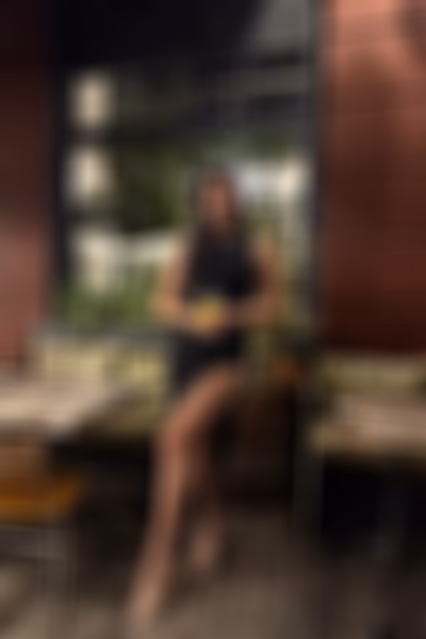 Zhanna 22 Kyiv Ukraine Je cherche un homme qui sait écouter