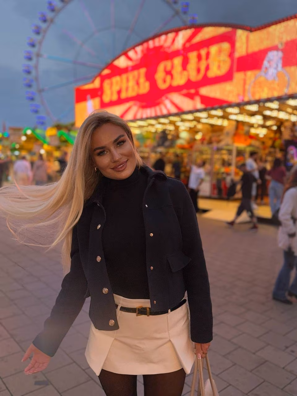 Elina 32 Hamburg Germany Je cherche un homme qui veut des enfants