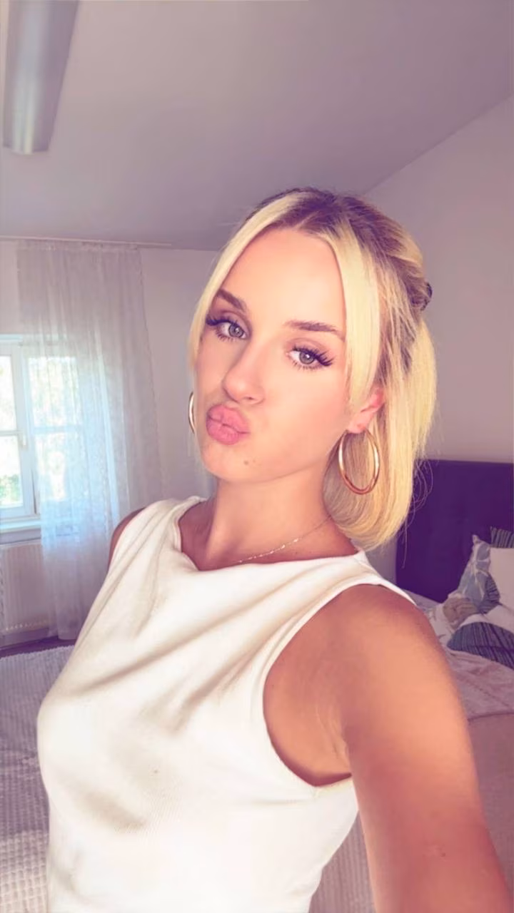 Daria 19 Kiev Ukraine Je cherche un homme à aimer et à épouser