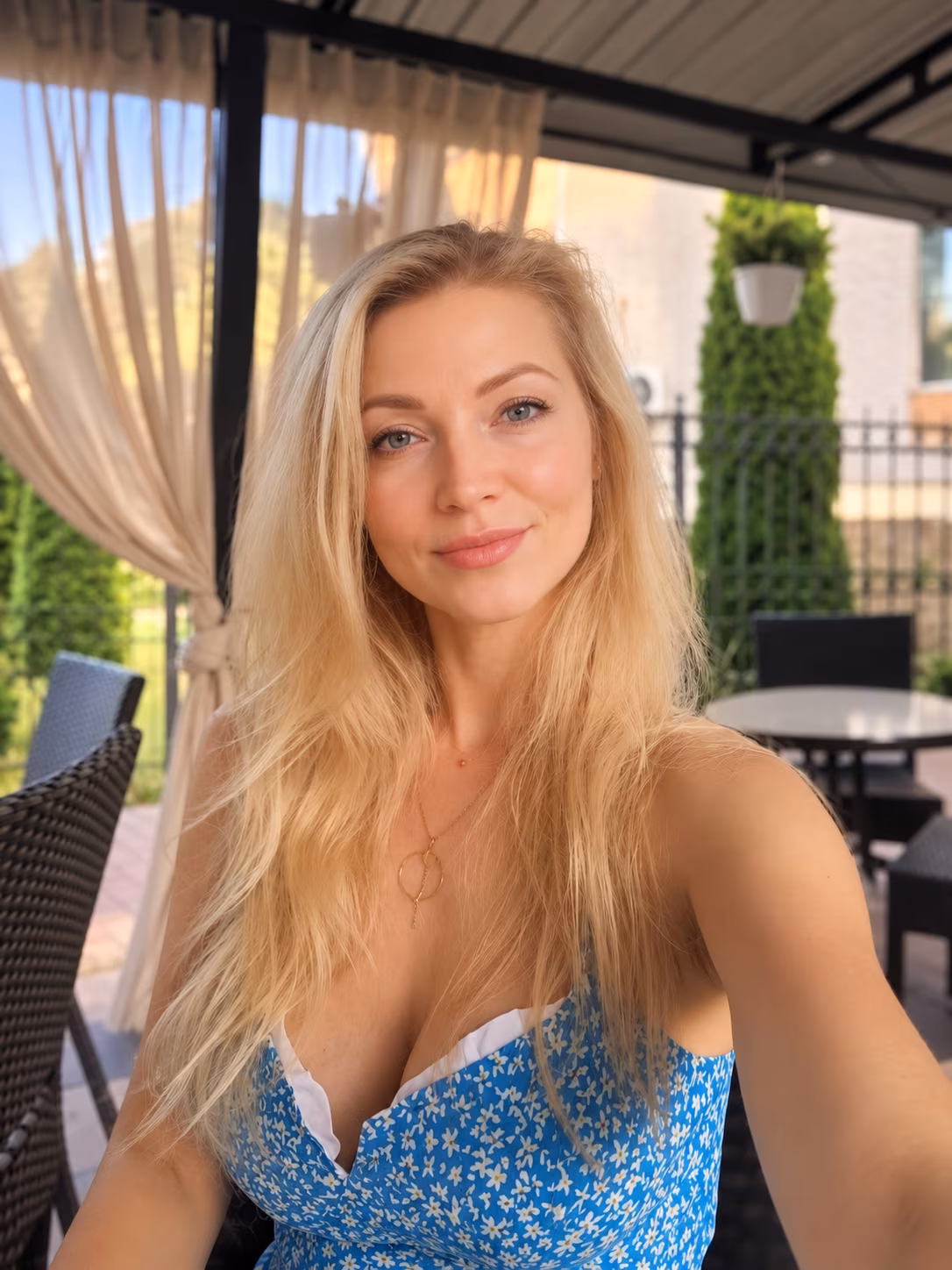 Elena 47 Vinnitsa Ukraine Je veux un homme compréhensif