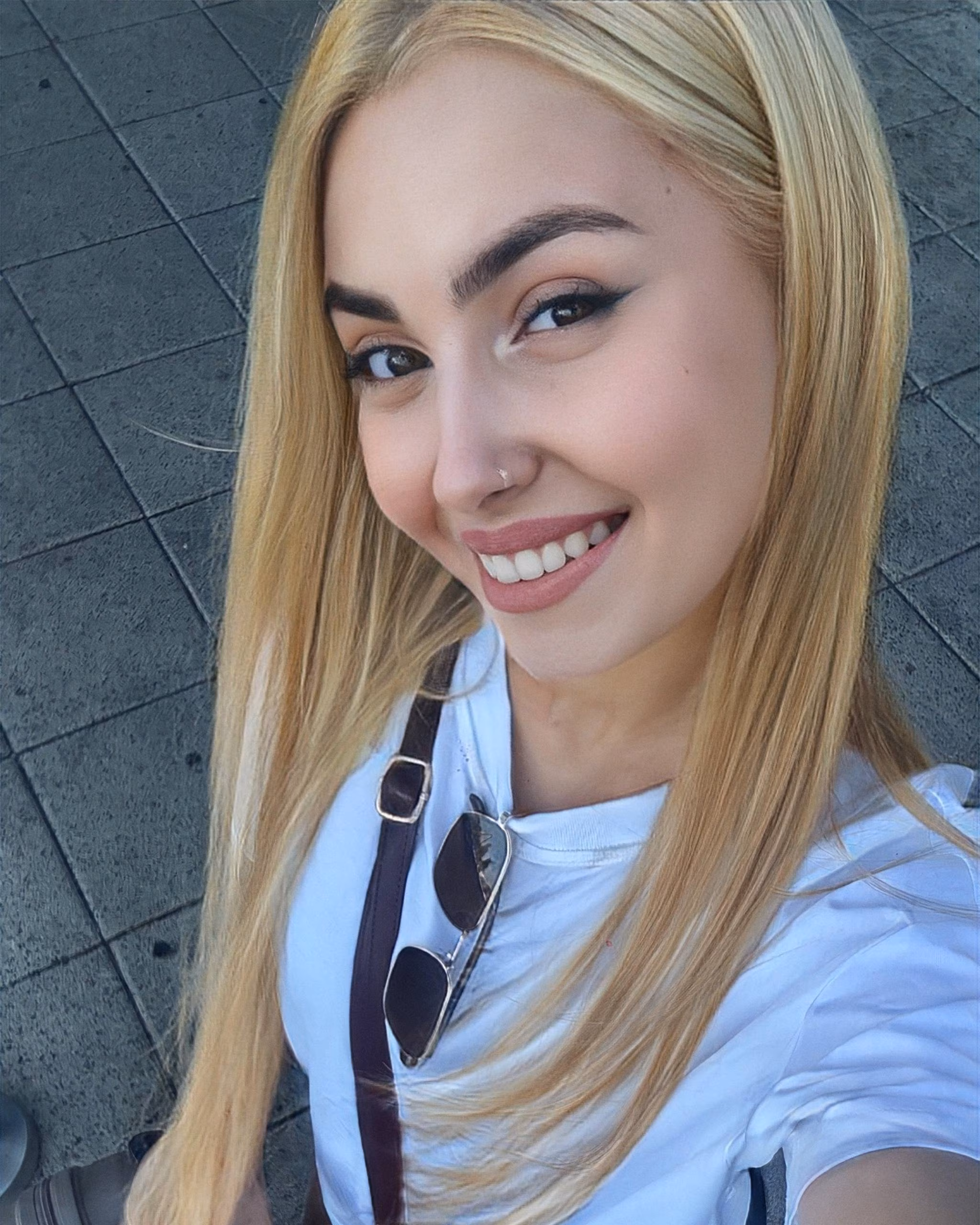 Viktoriia 19 Cherkasy Ukraine Je veux un homme gentil avec les autres