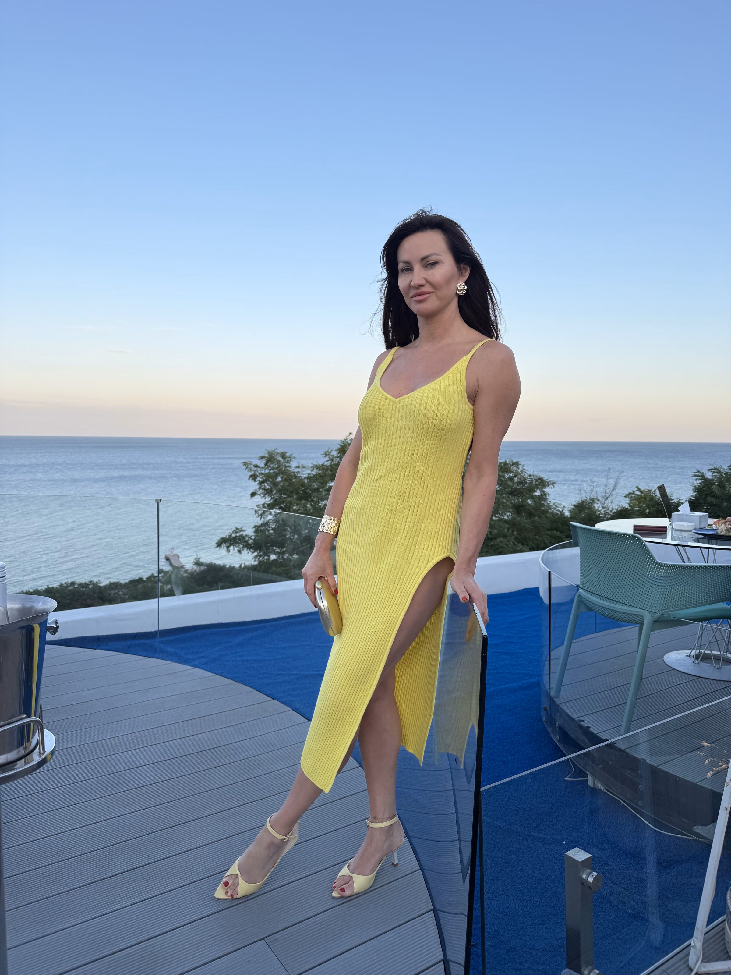 OLYA 49 Rome/Odesa Ukraine Je veux un homme instruit