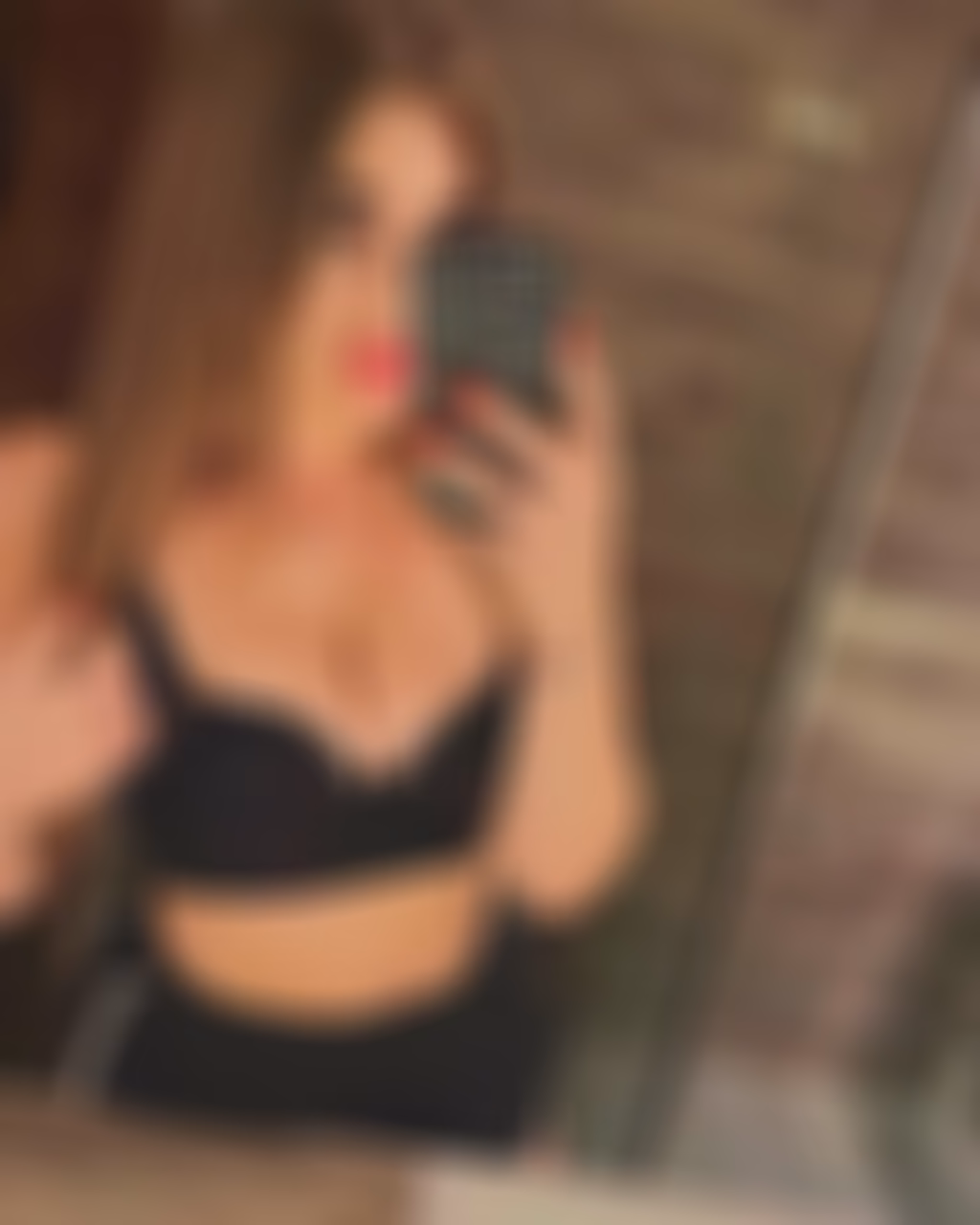 Oksana 25 Rivne Ukraine Je veux un homme qui soit mon égal