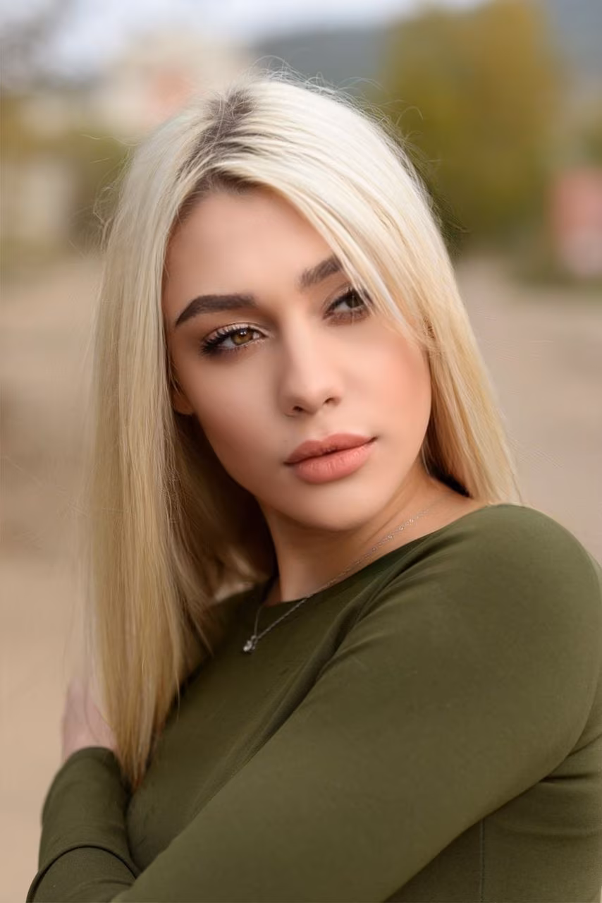 Olga 25 Kazan' Russia Prête à rencontrer un homme fidèle