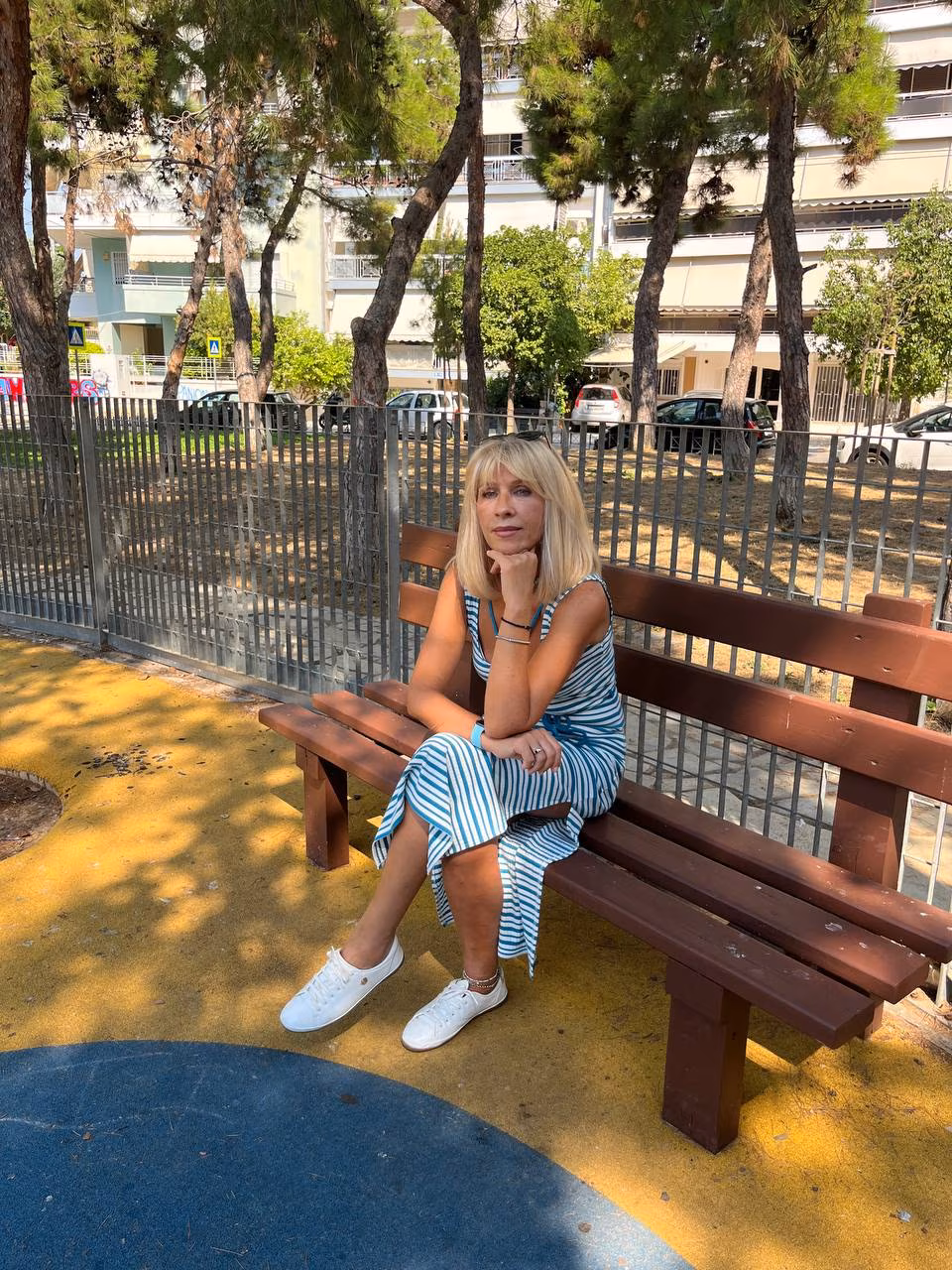 Nataliya 56 Athens Greece Prête à rencontrer un homme honnête