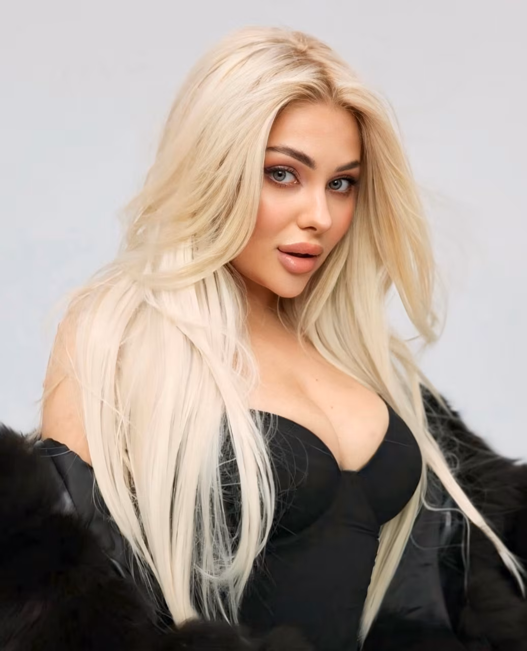 Liliya 24 Kyiv Ukraine Prête à rencontrer un homme qui m'aimera toujours