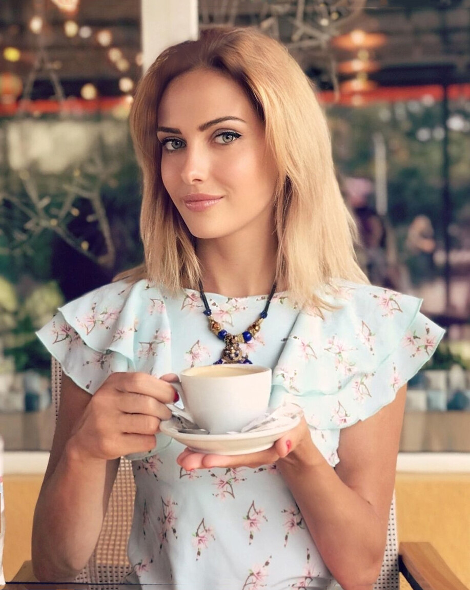 Yullia femme russe en ligne