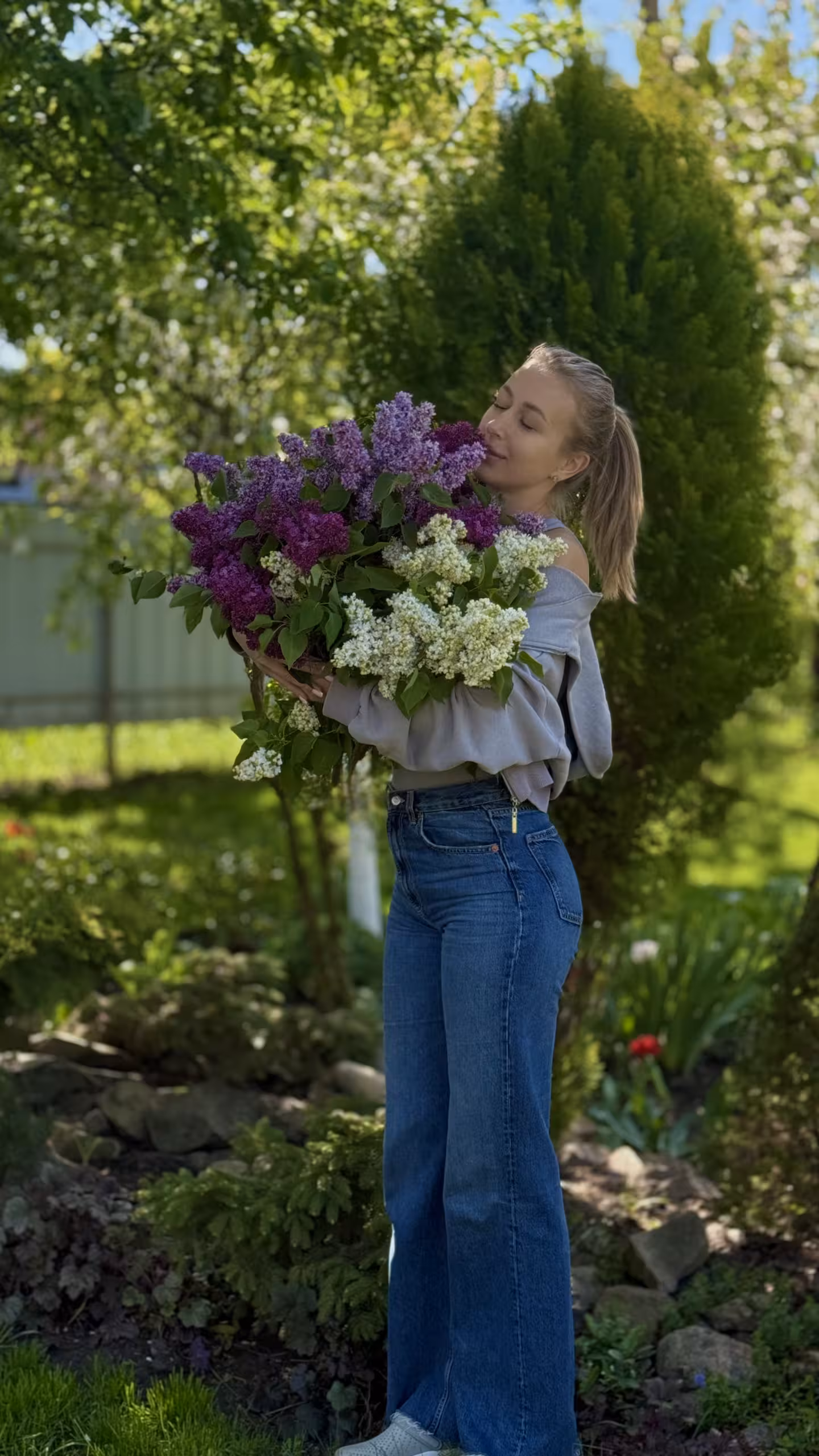 Karina jeunes femmes ukrainiennes